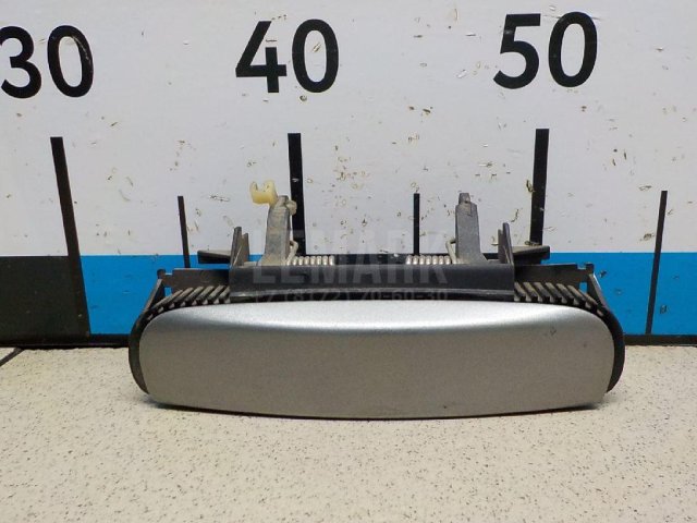 Ручка двери передней наружная