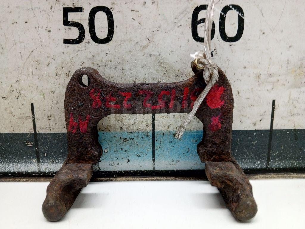 Скоба суппорта заднего