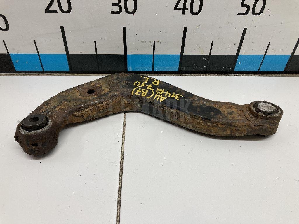 Рычаг задний верхний левый