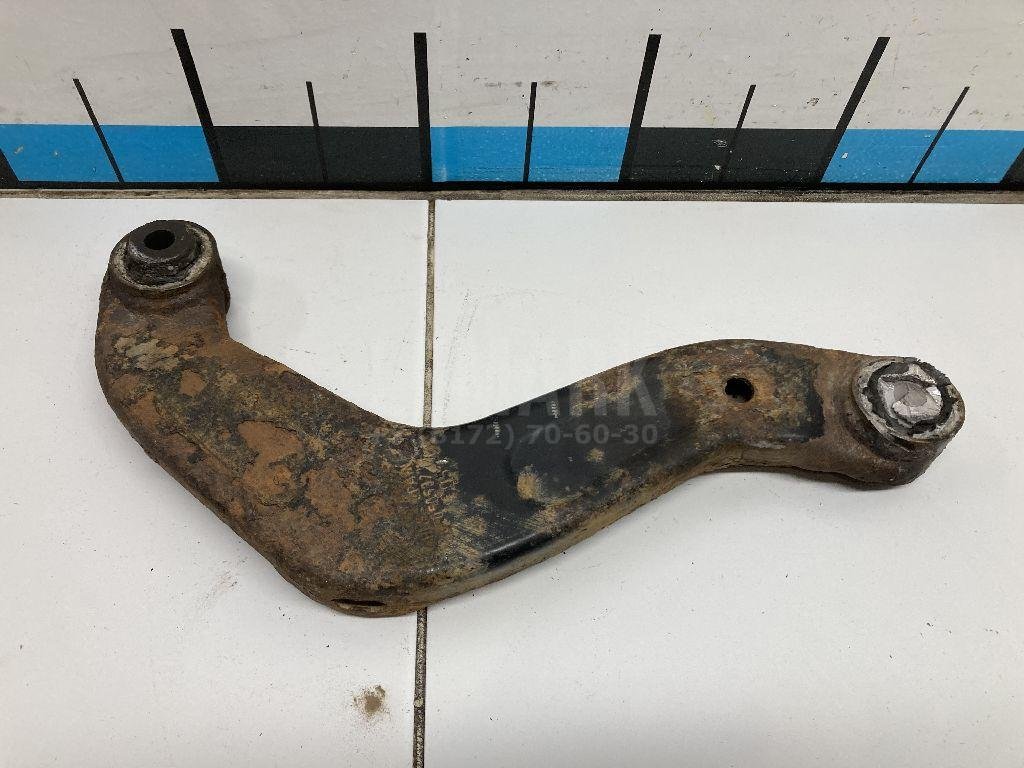 Рычаг задний верхний левый