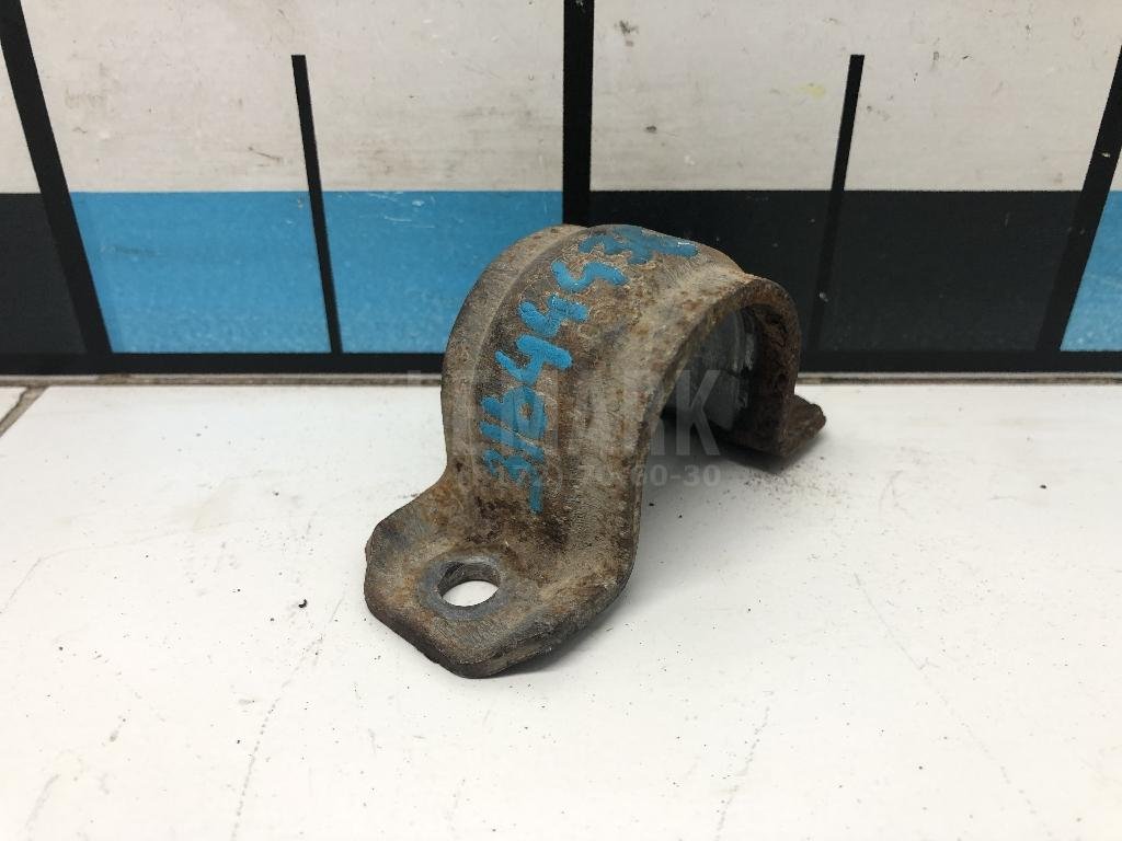 Кронштейн крепления переднего стабилизатора