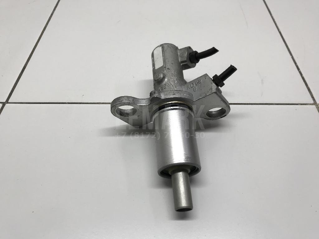 Цилиндр тормозной главный