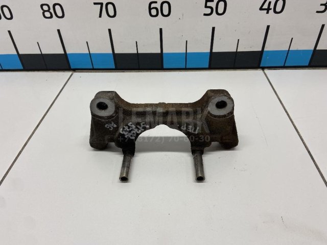 Скоба суппорта переднего