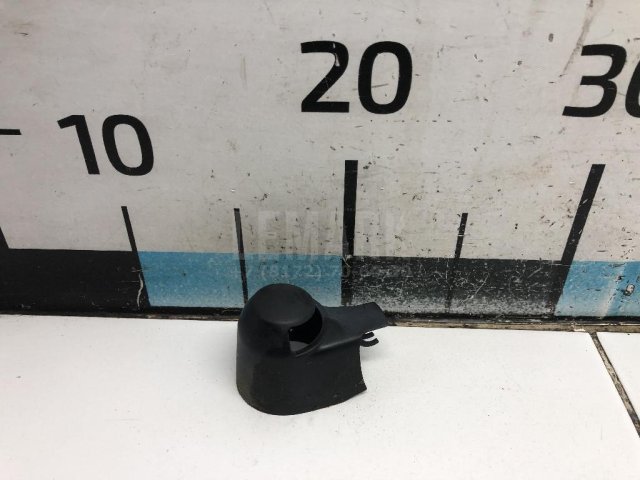 Крышка поводка стеклоочистителя