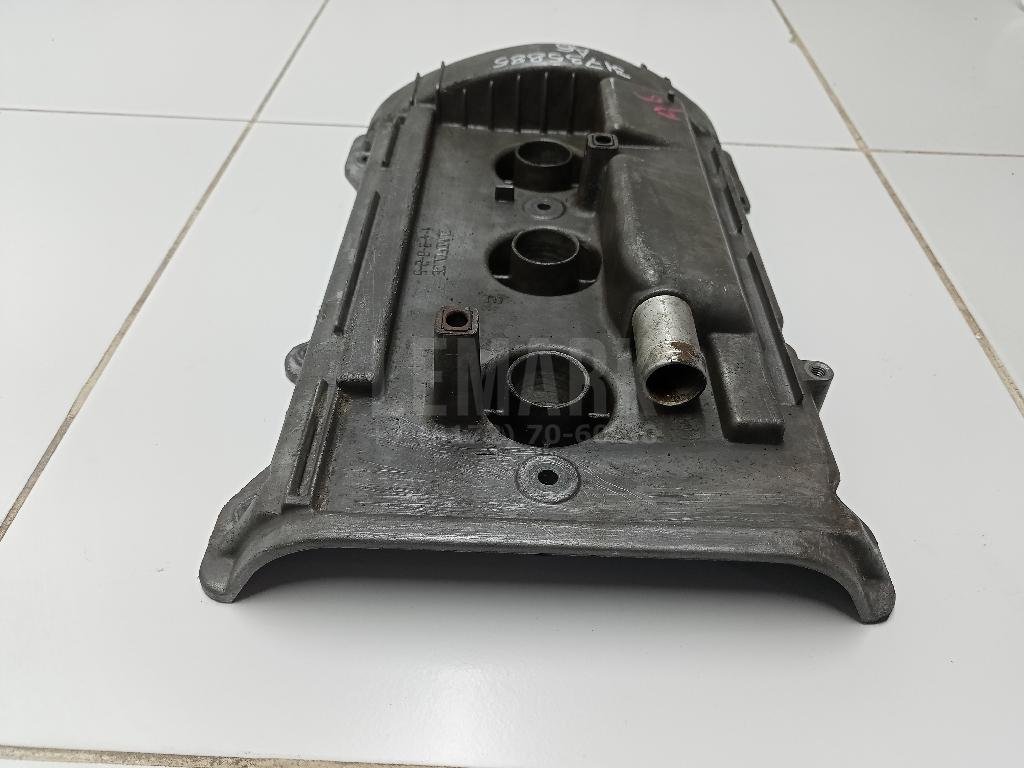 Крышка головки блока (клапанная)