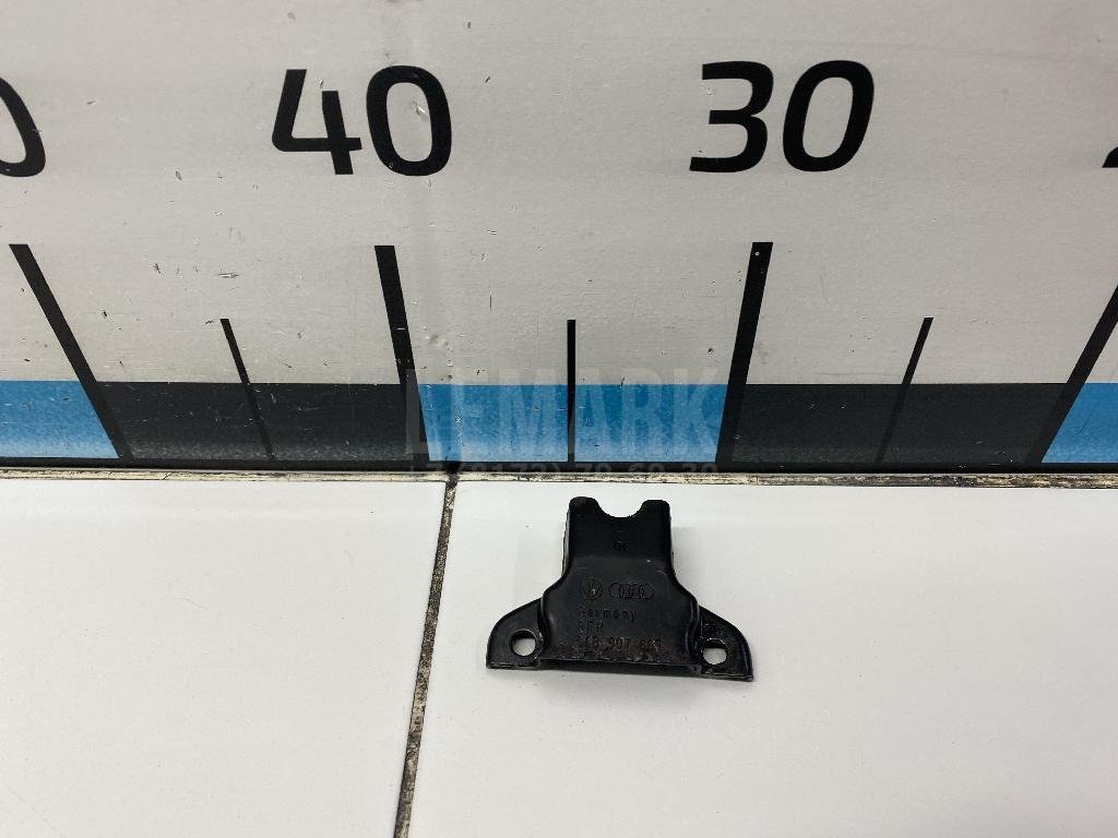 Кронштейн (сопут. товар)