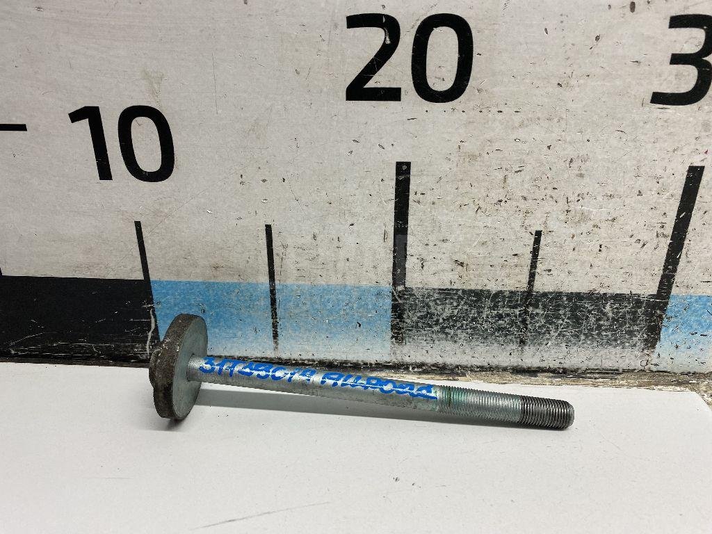 Болт распредвала для  Alfa Romeo 159 2005-2011