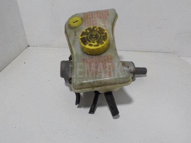 Цилиндр тормозной главный