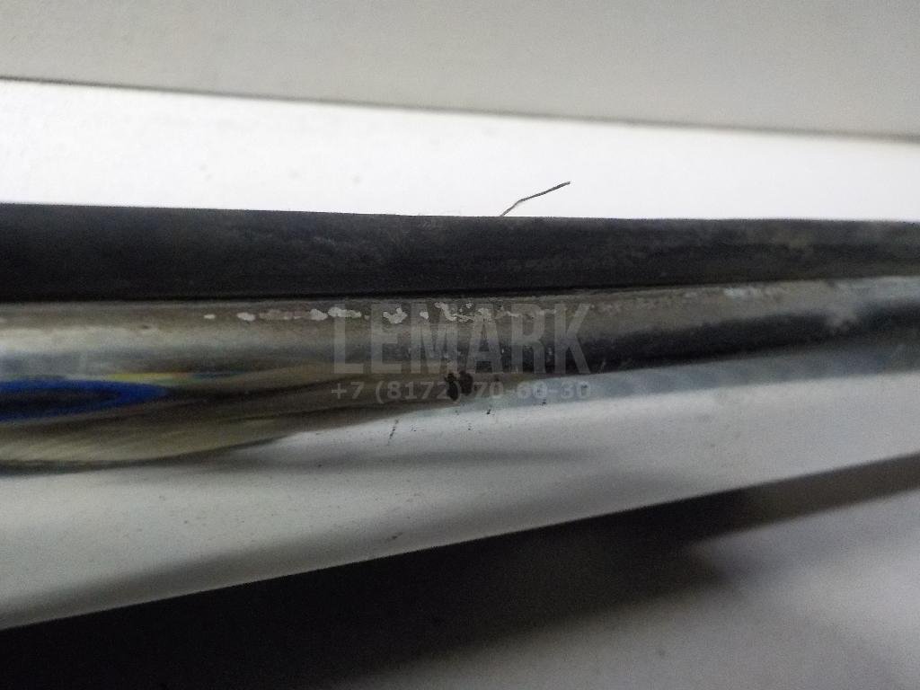 Накладка стекла переднего правого