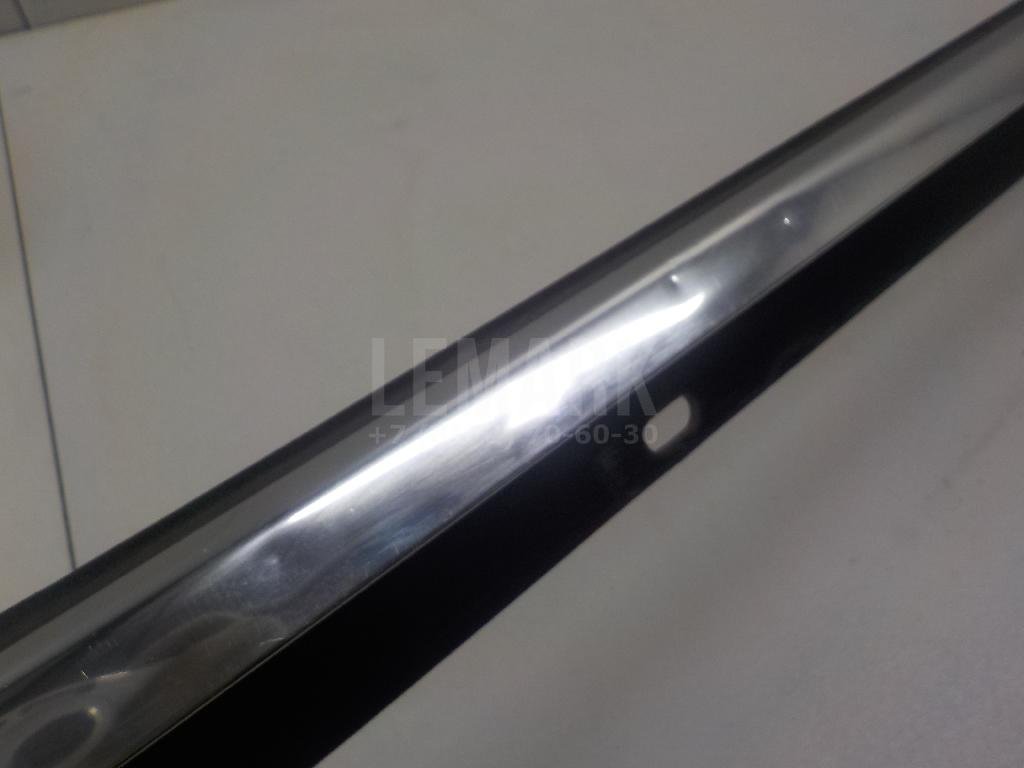 Накладка стекла переднего правого