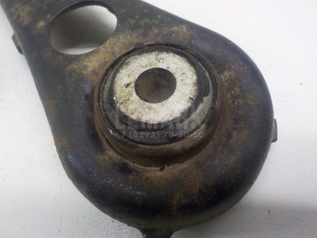 Рычаг задний поперечный