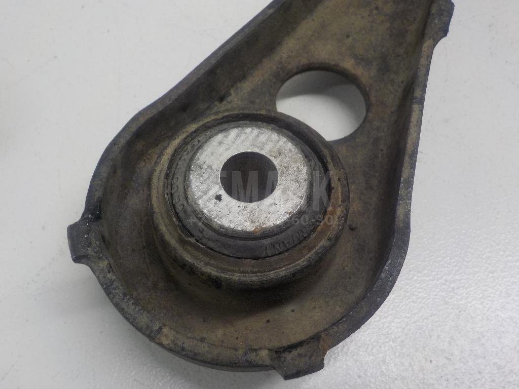 Рычаг задний поперечный