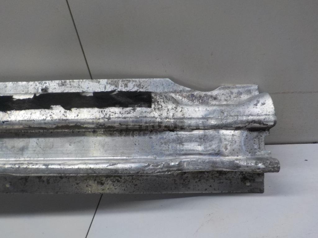 Усилитель заднего бампера