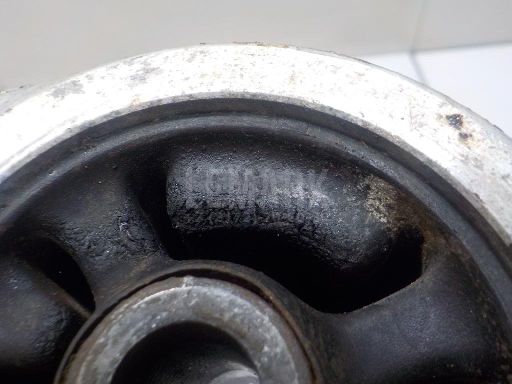 Сайлентблок задней балки левый