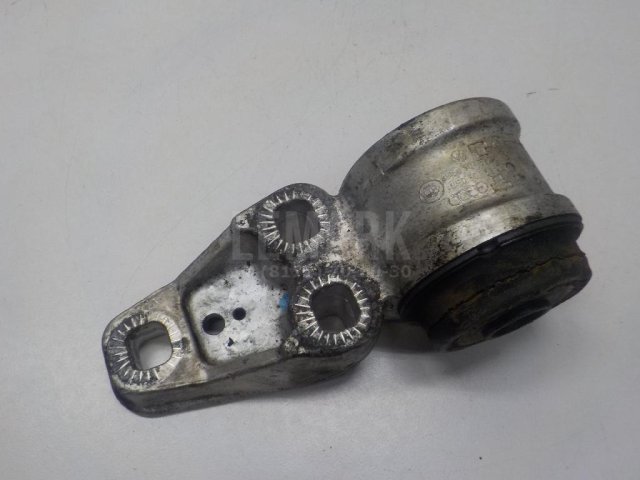 Сайлентблок задней балки левый