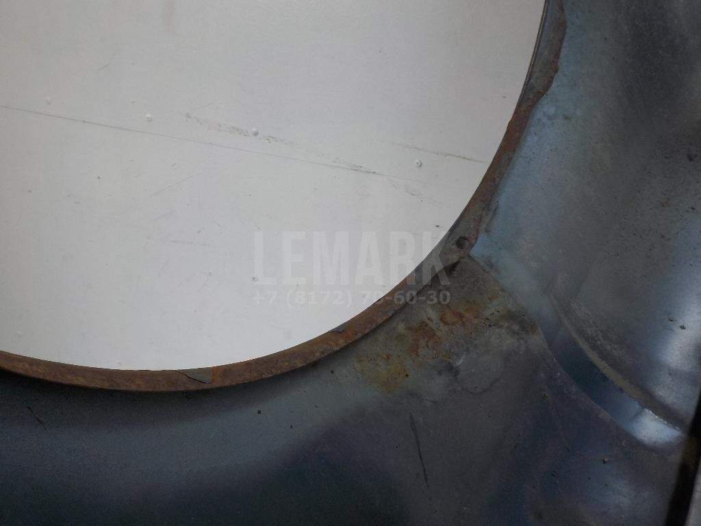 Крыло переднее правое