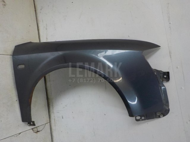 Крыло переднее правое