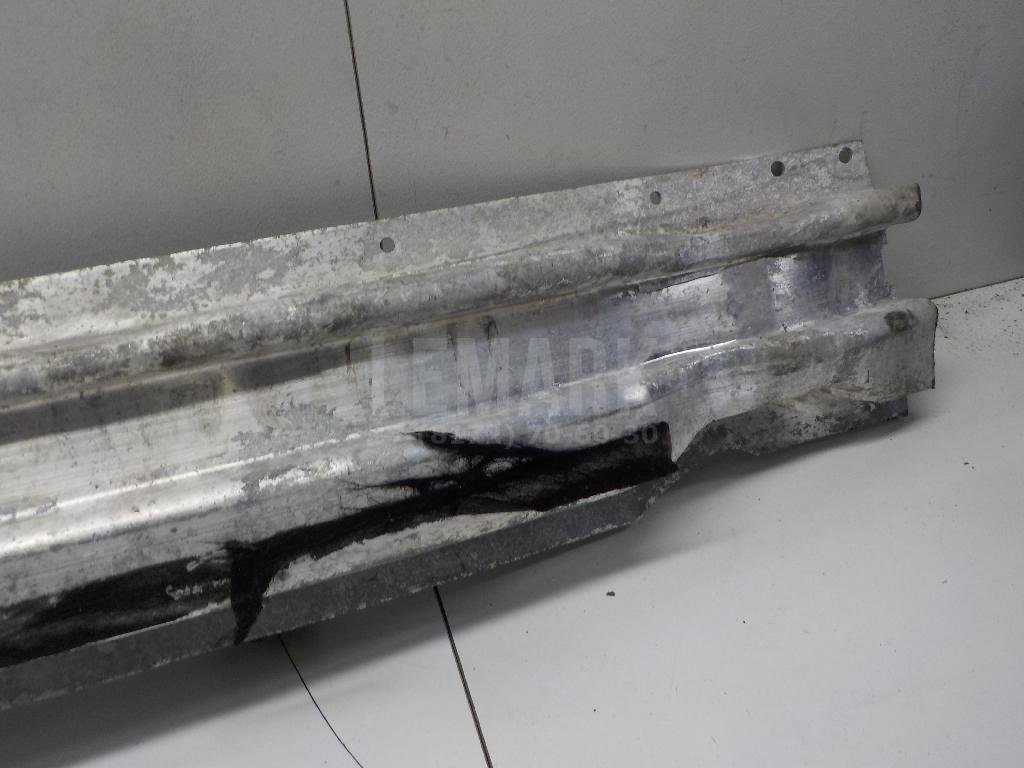 Усилитель заднего бампера