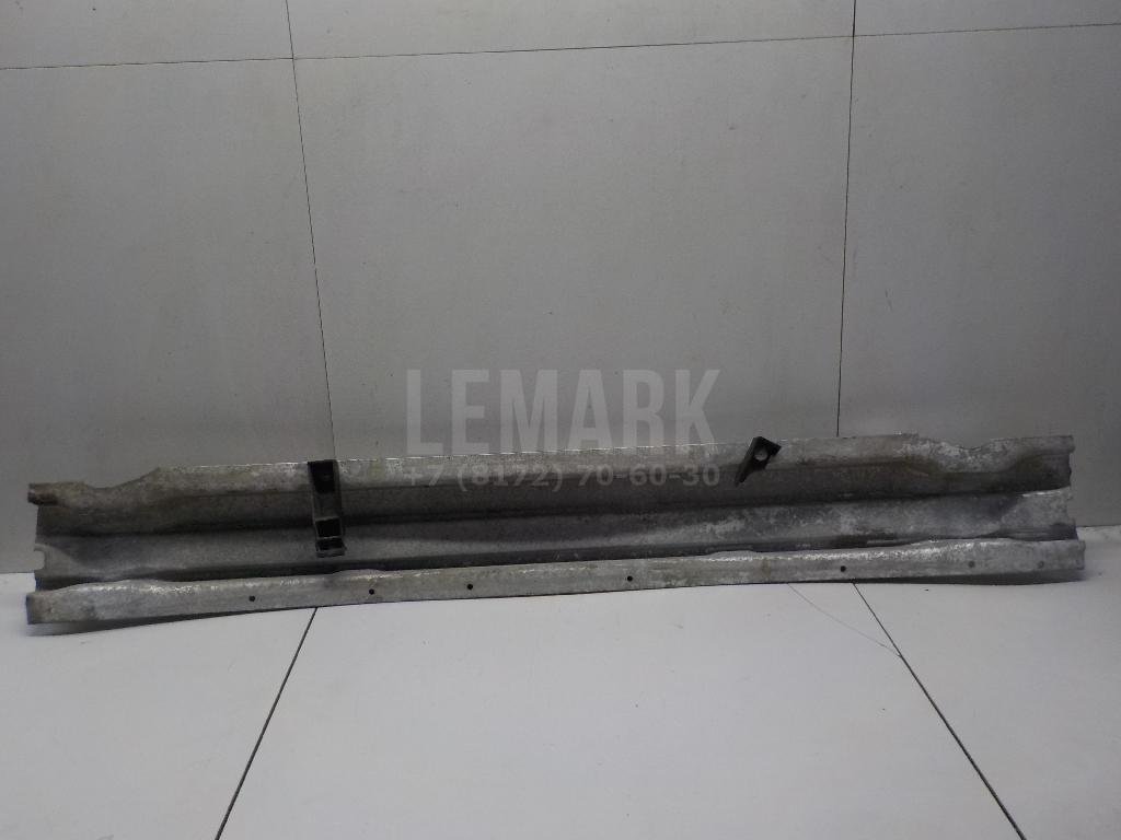 Усилитель заднего бампера