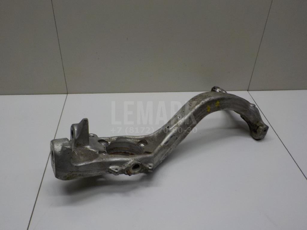 Кулак поворотный передний левый