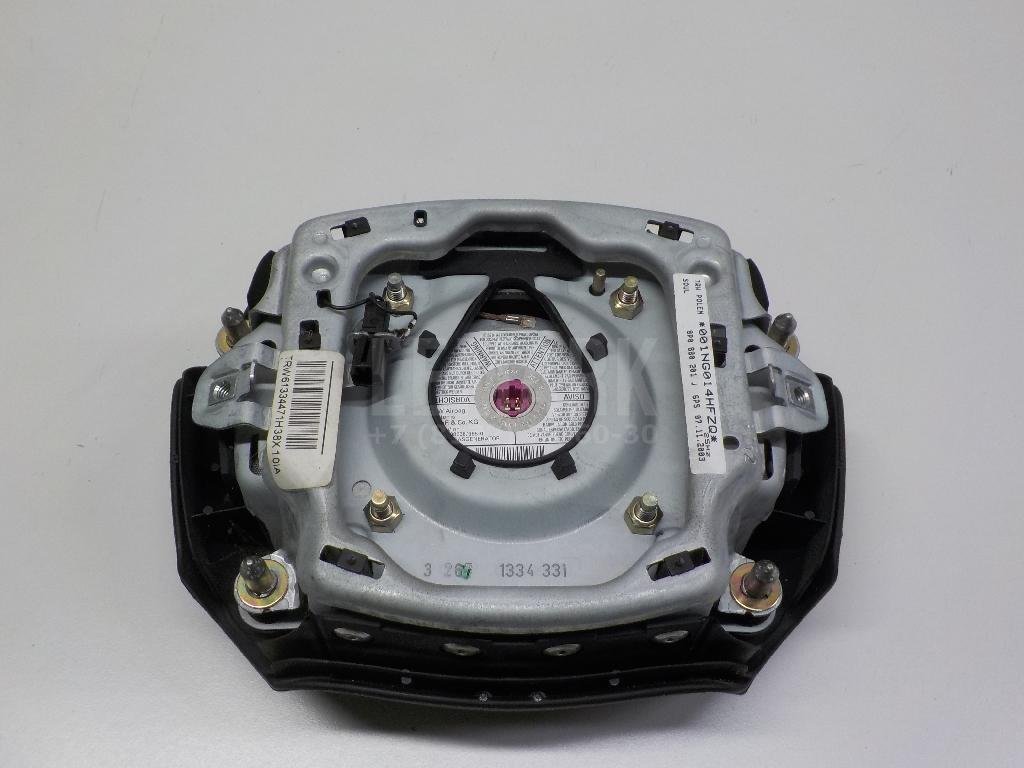 Подушка безопасности в рулевое колесо