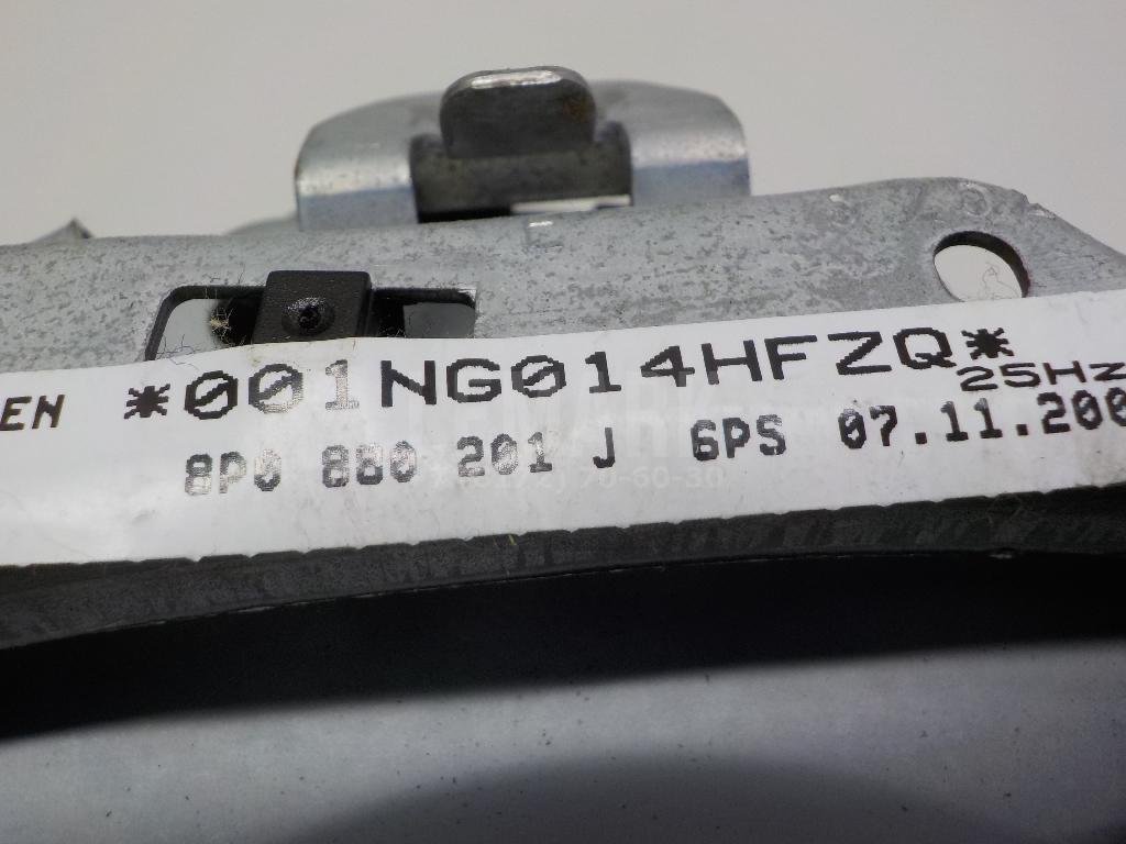 Подушка безопасности в рулевое колесо