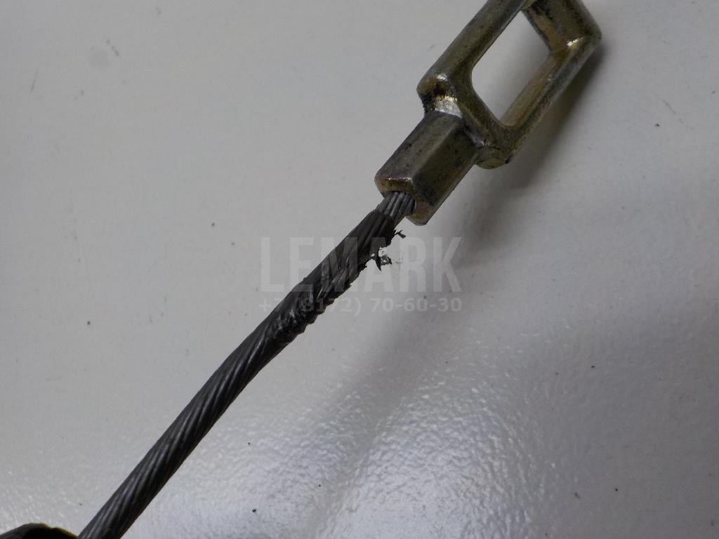 Трос стояночного тормоза правый