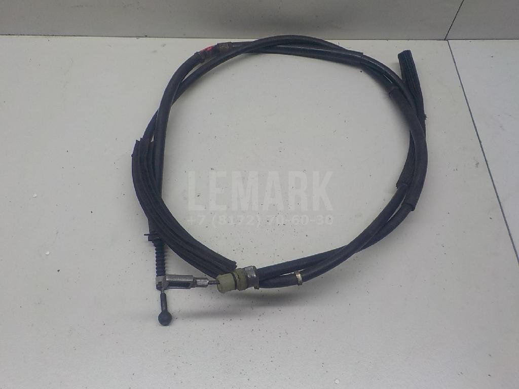 Трос стояночного тормоза правый