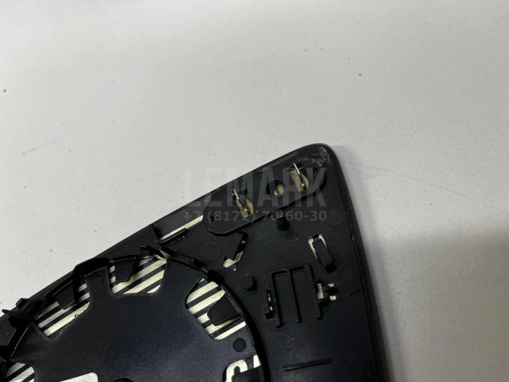 Стекло зеркала электрического правого