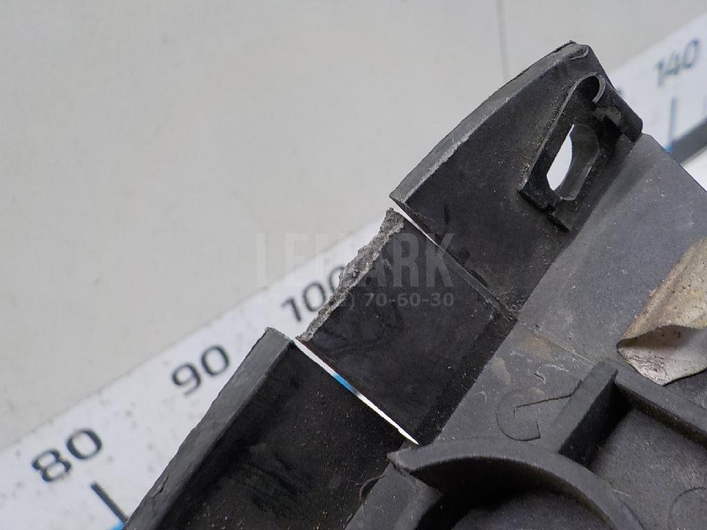 Направляющая переднего бампера левая