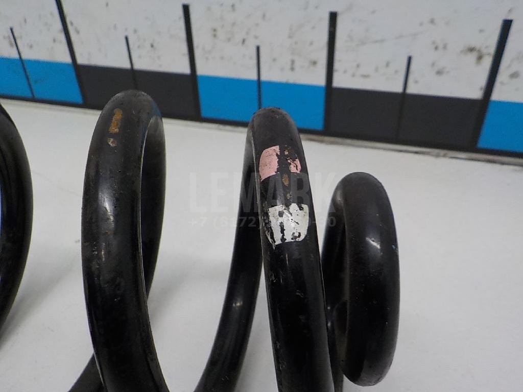 Пружина задняя