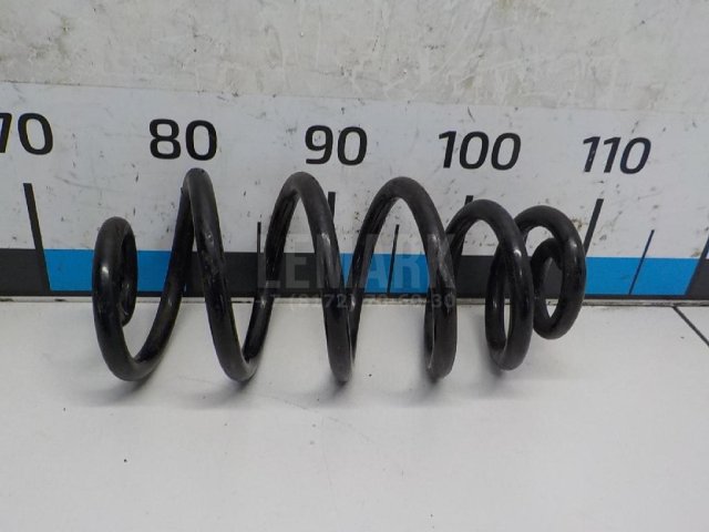 Пружина задняя