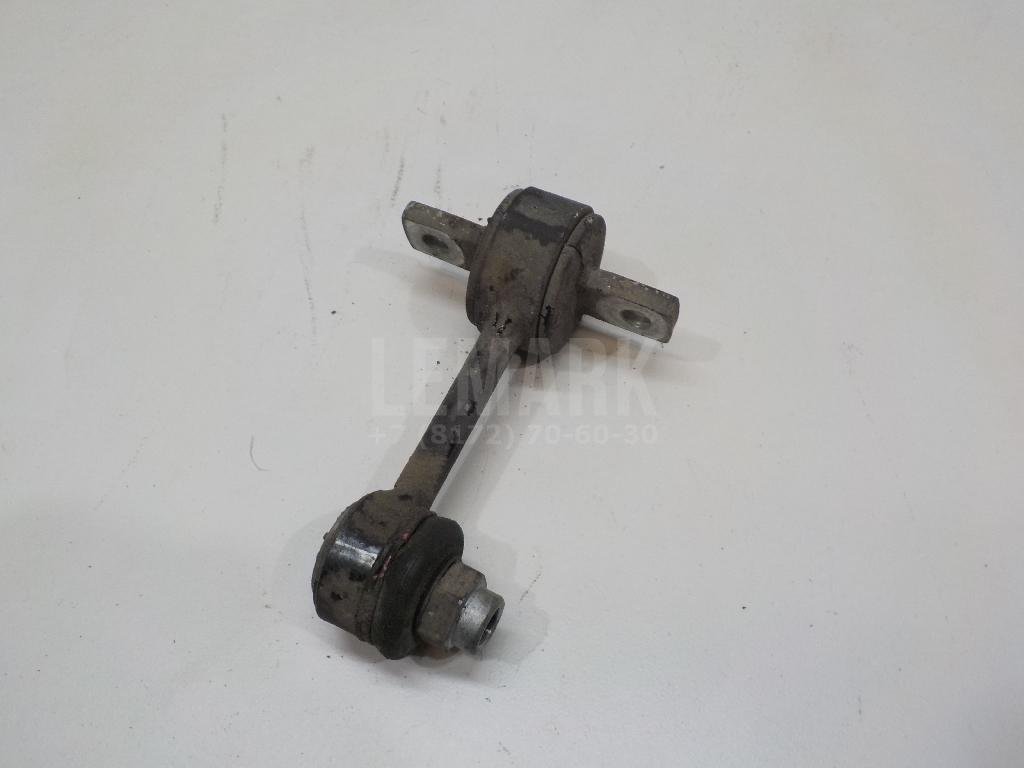 Стойка заднего стабилизатора