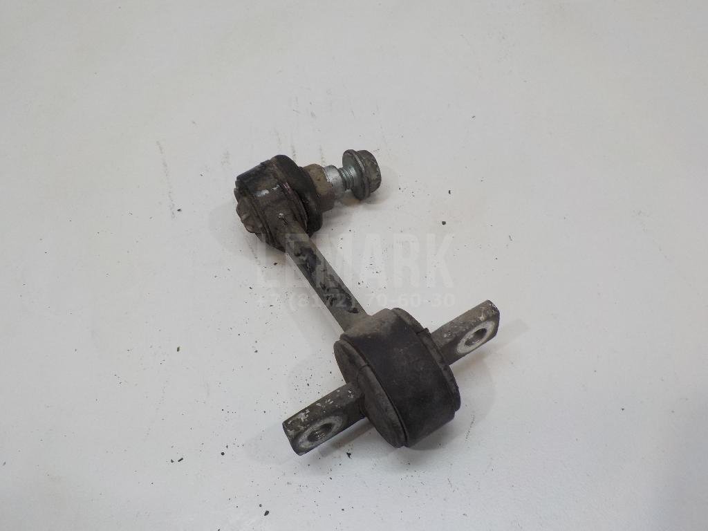 Стойка заднего стабилизатора