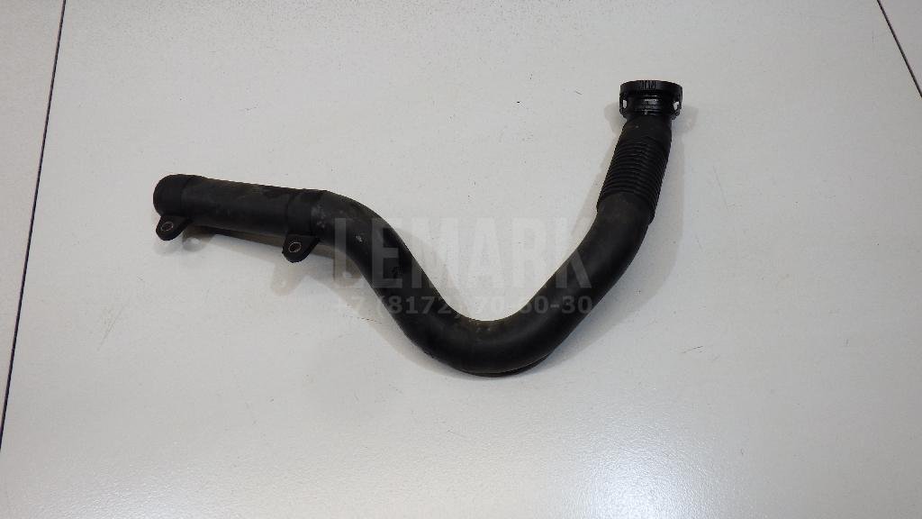 Патрубок воздушного фильтра