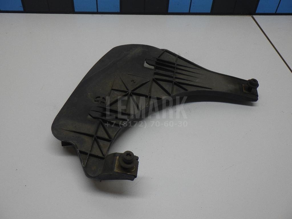 Кронштейн фар правый для  Audi A4 [B9] 2015