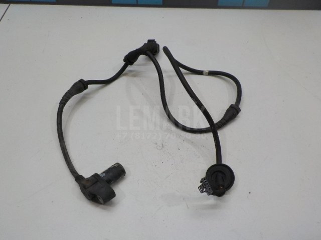 Датчик ABS передний