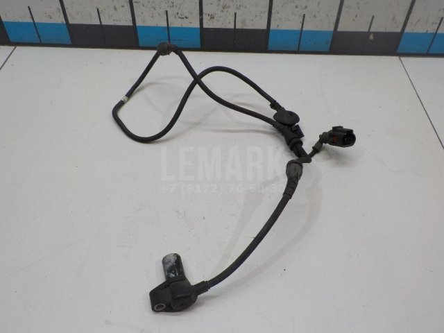 Датчик ABS передний