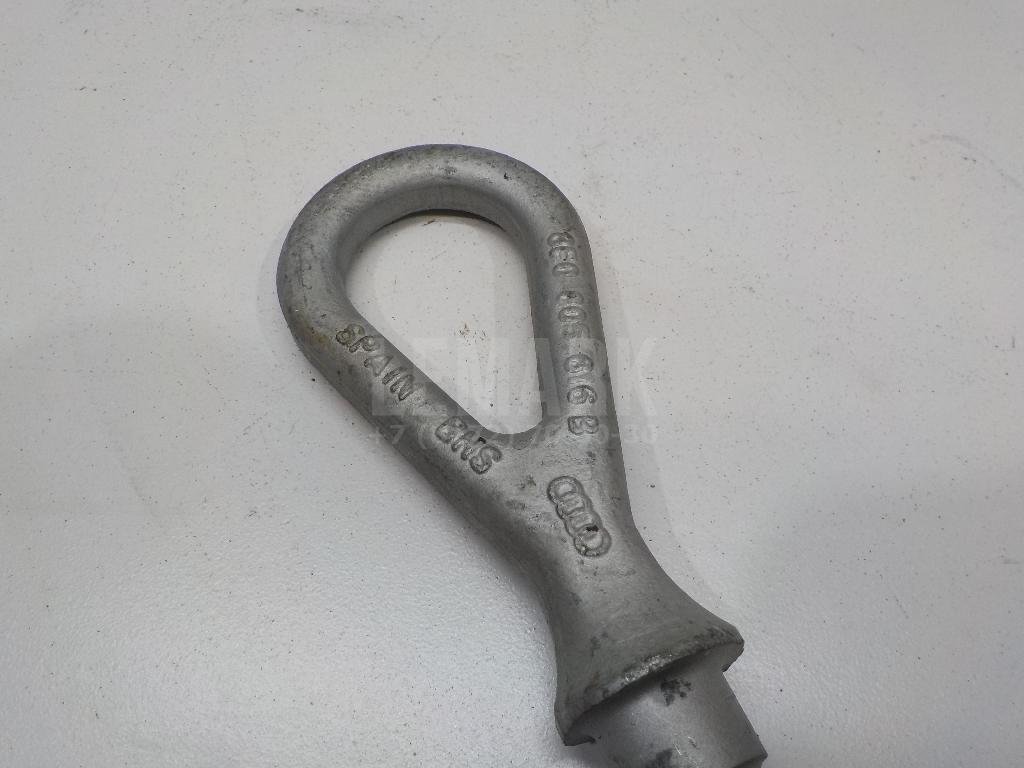 Крюк буксировочный