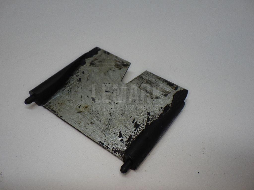 Заглушка двигателя для  Audi A4 [B8] 2007-2015