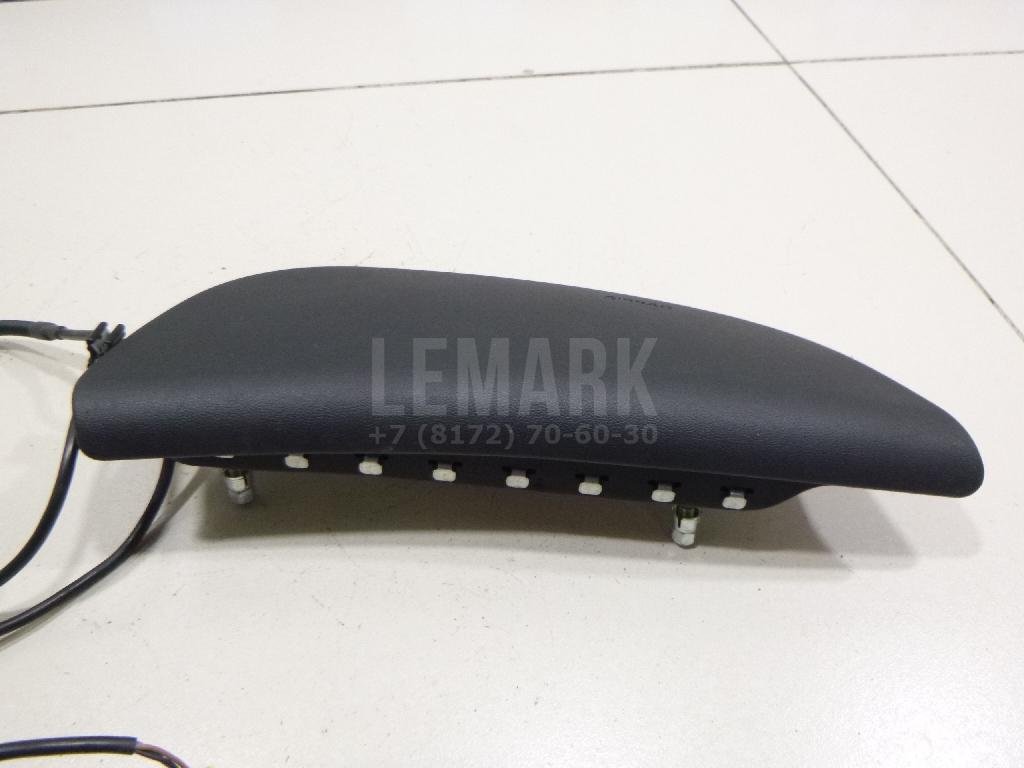 Подушка безопасности боковая (в сиденье)