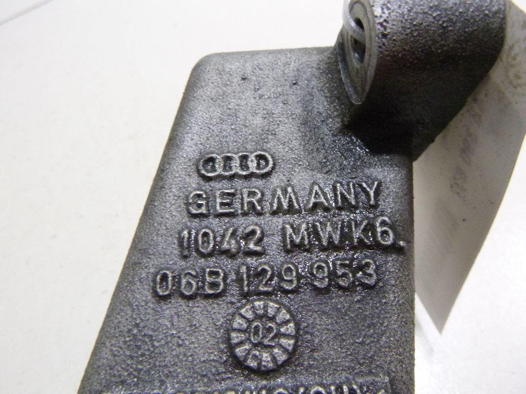 Резонатор воздушного фильтра для  Audi A4 [B6] 2000-2004