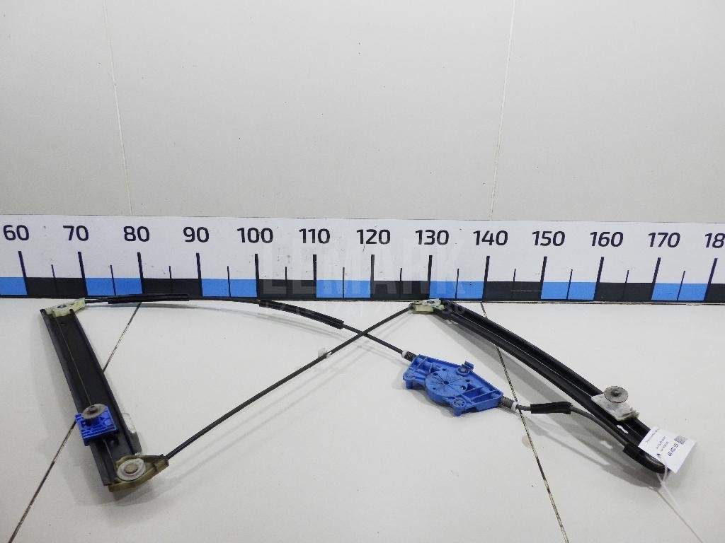 Стеклоподъемник электр. передний правый