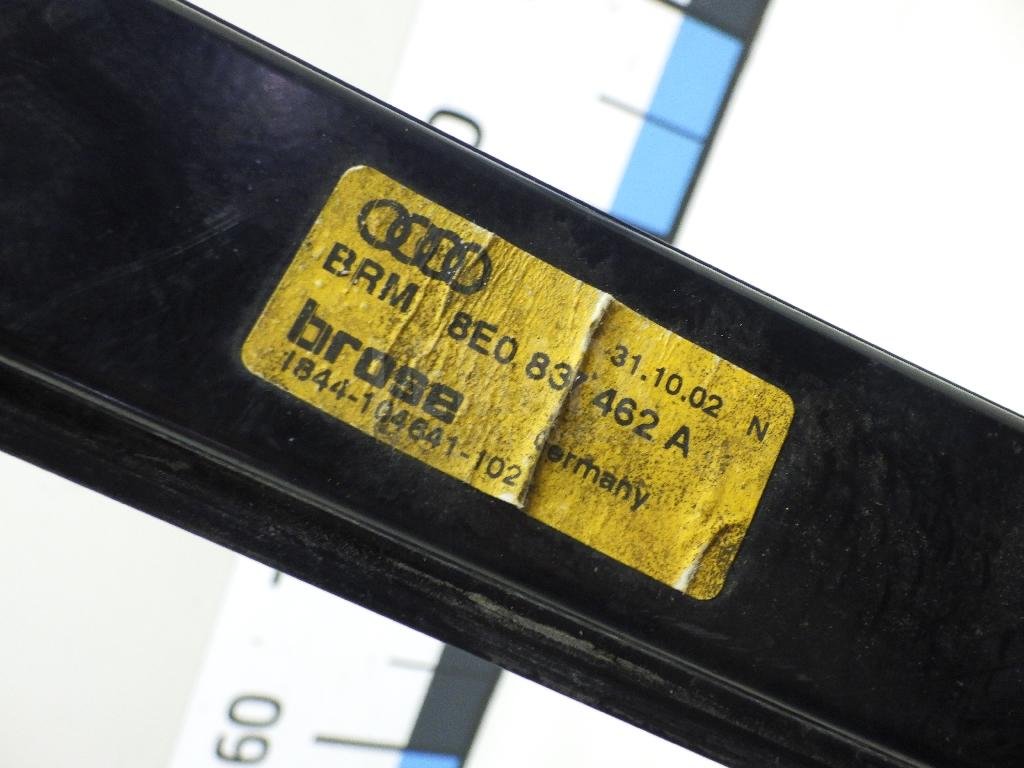 Стеклоподъемник электр. передний правый