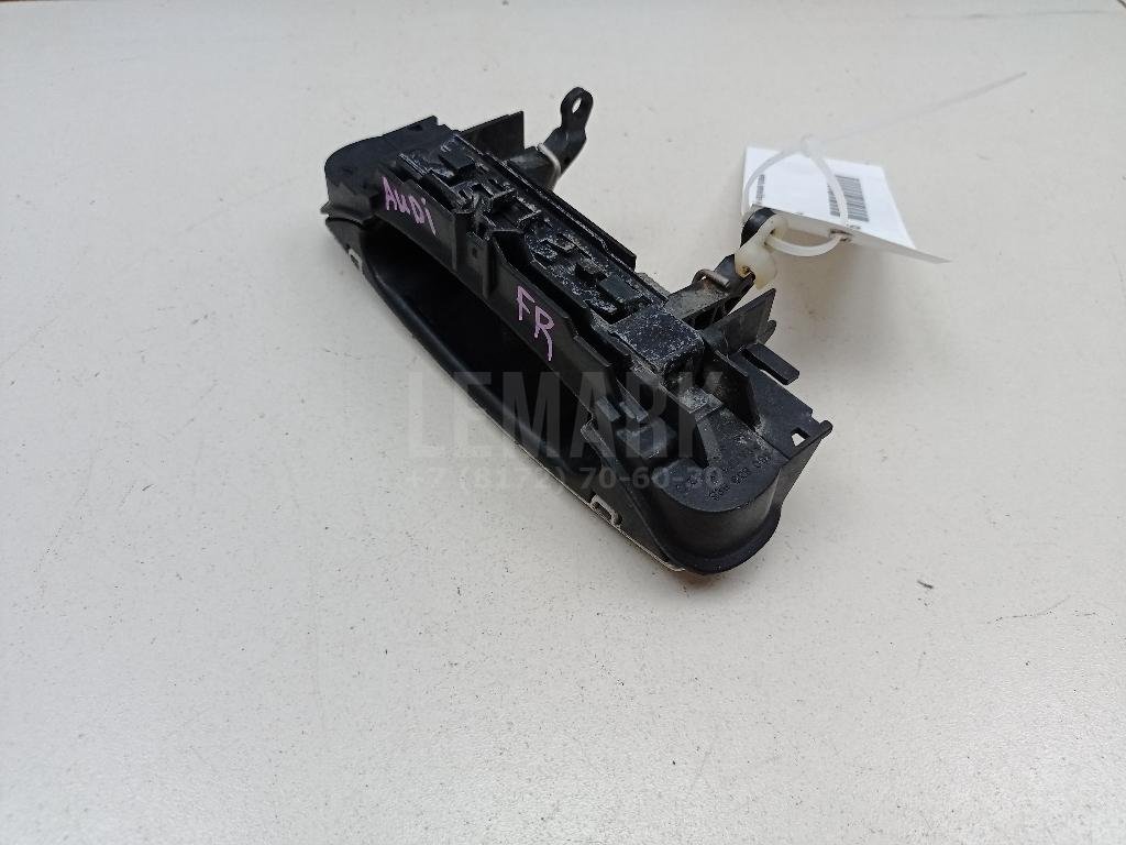 Ручка двери передней наружная правая