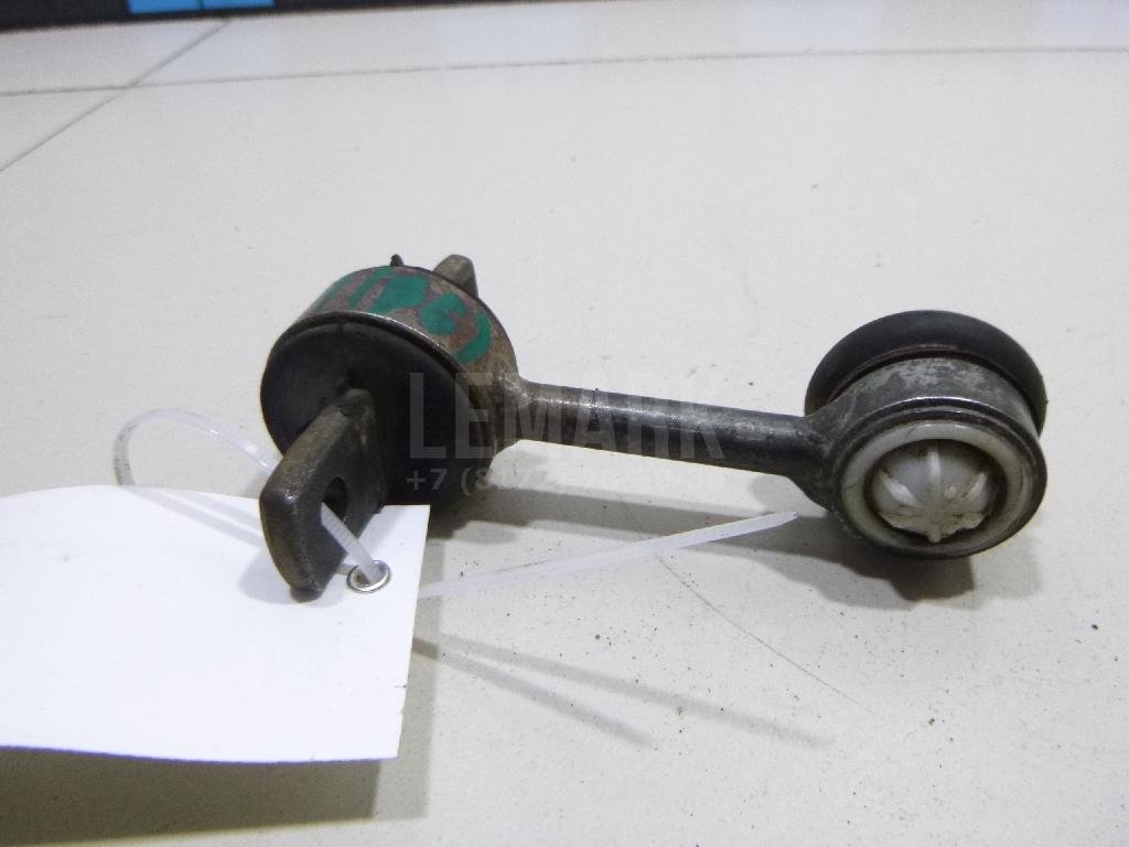 Стойка заднего стабилизатора