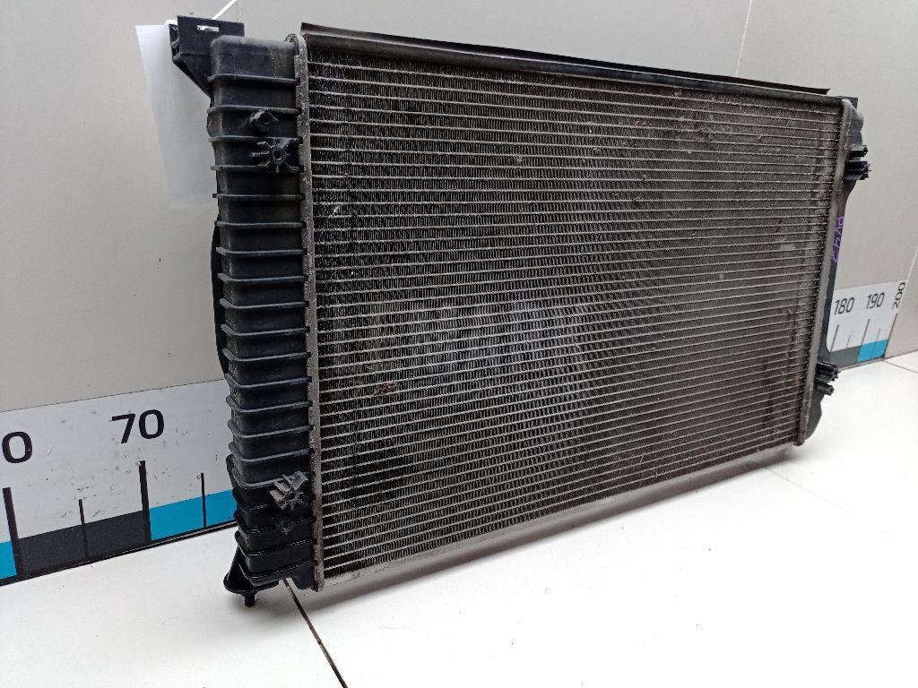 Радиатор основной