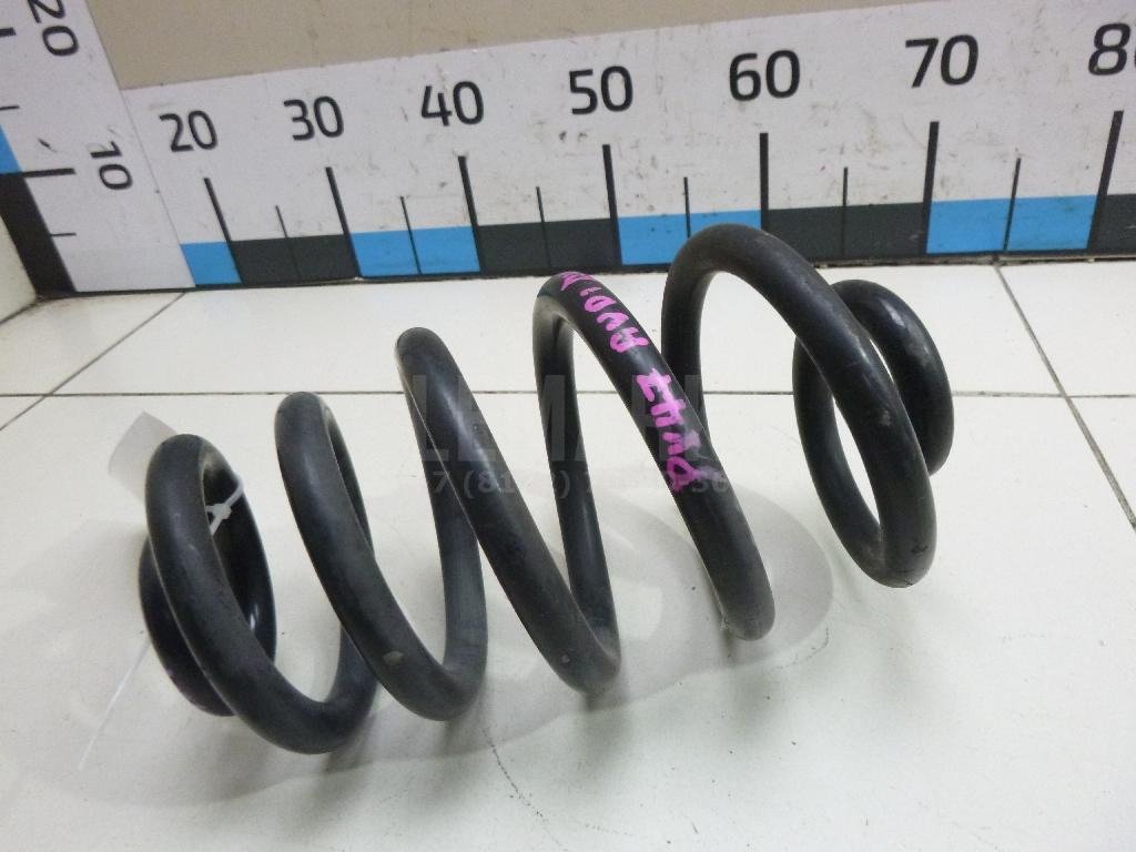 Пружина задняя