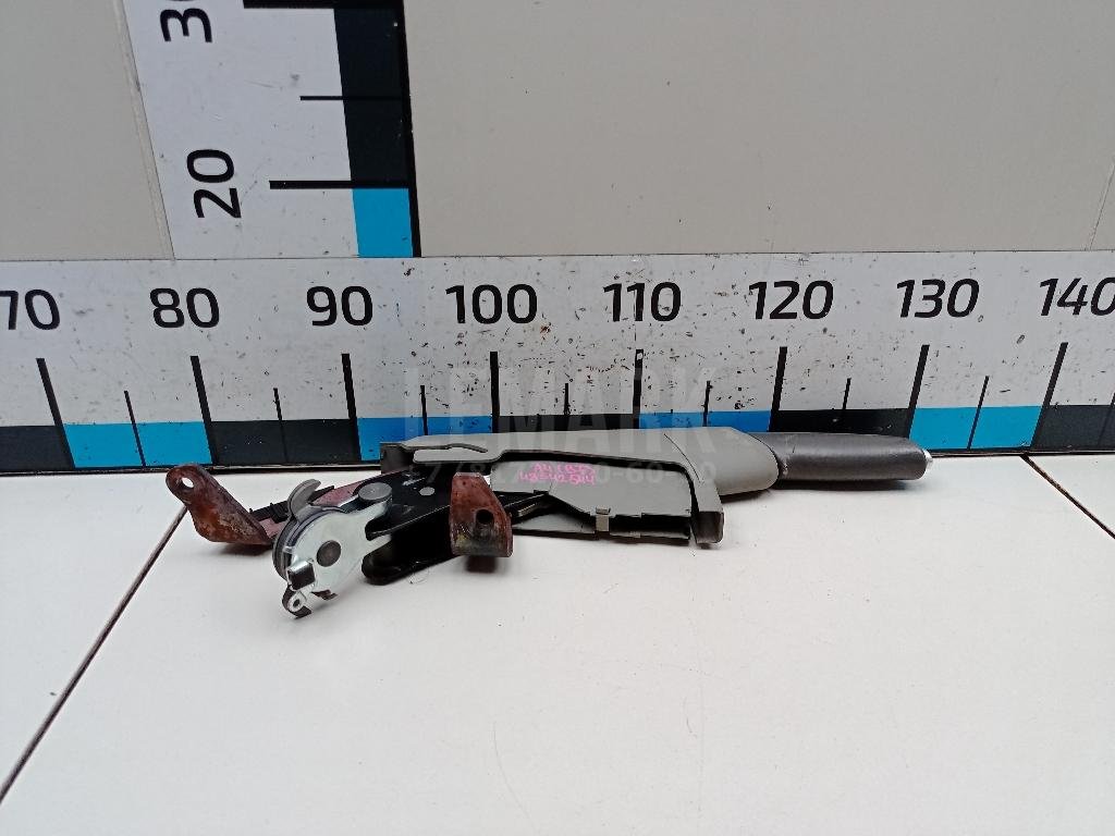 Рычаг стояночного тормоза