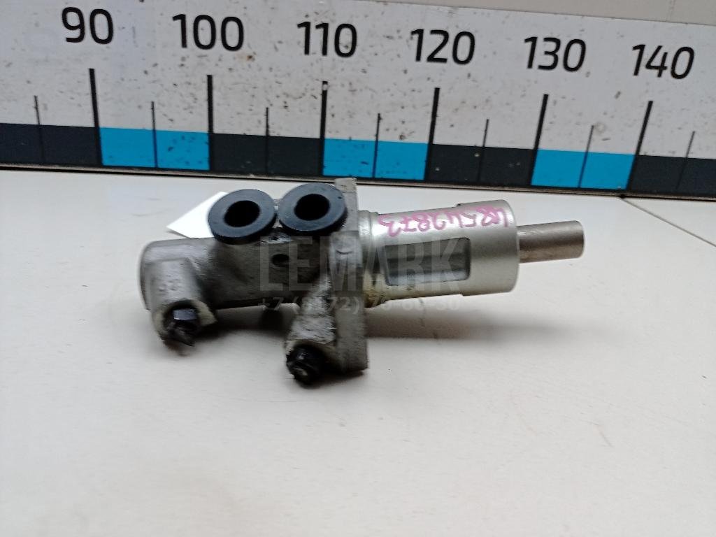 Цилиндр тормозной главный